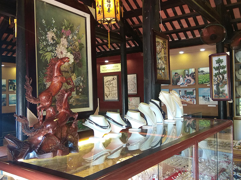 Hòn Chồng Nha Trang Điểm Du Lịch Hấp Dẫn Số 1!