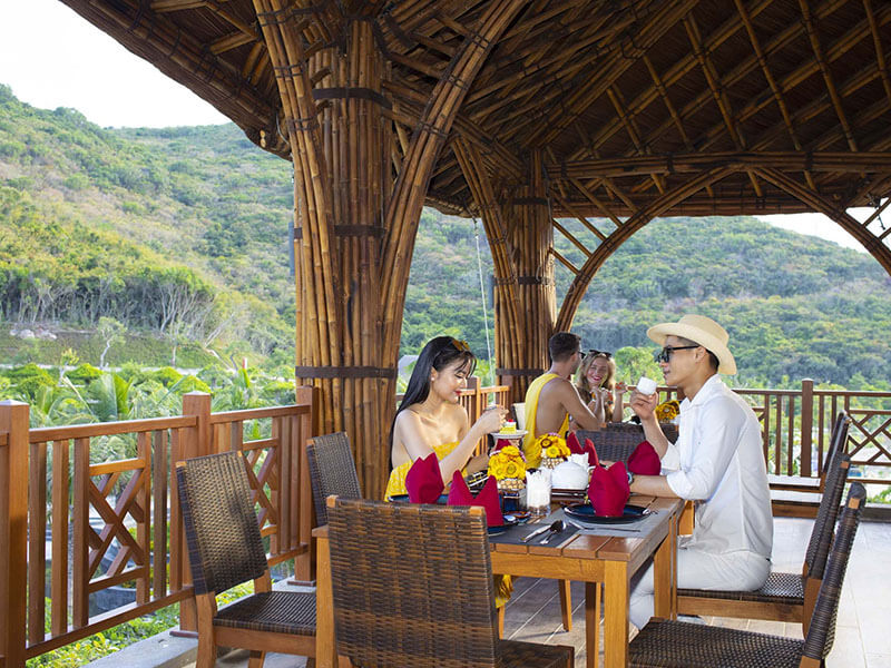 [Bật Mí TOP 10+ Bí Quyết] Kinh Nghiệm Tắm Bùn Hòn Tằm Nha Trang!