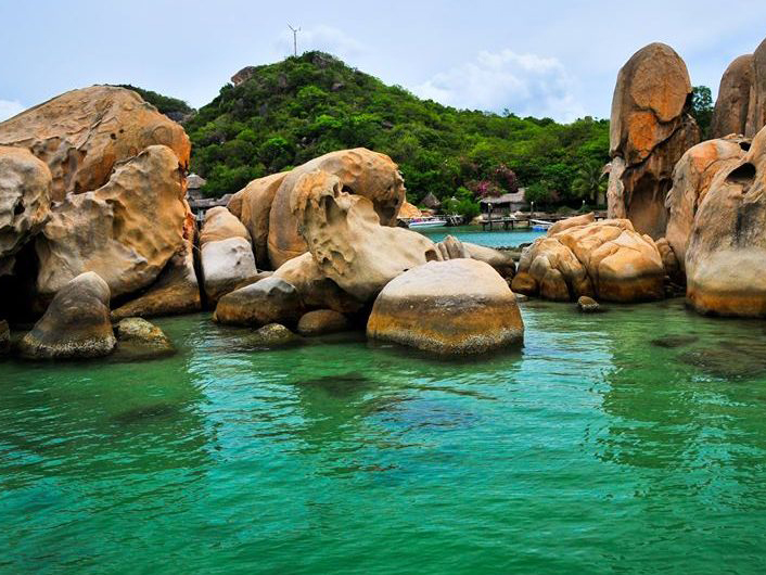 [10+ Lý Do] Nên Du Lịch Đảo Bình Lập "Thiên Đường Maldives" Việt Nam!