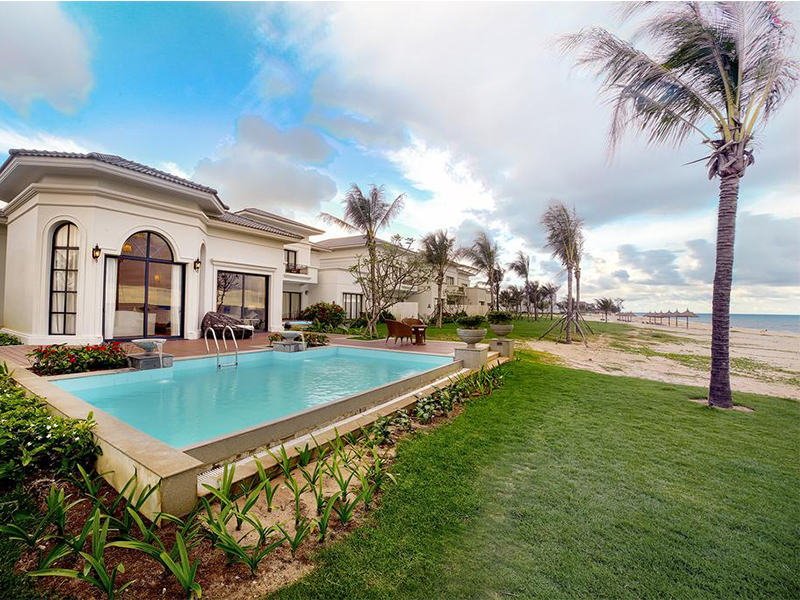 [TOP 10+ Lý Do] Nên Du Lịch Vịnh Cam Ranh - Vịnh Quân Sự Đặc Biệt!