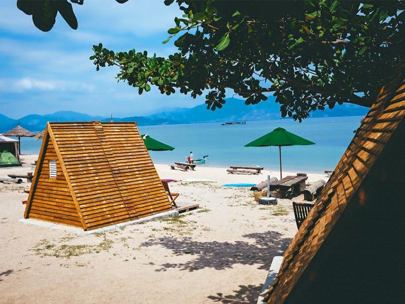 [TOP 10+ Lý Do] Nên Du Lịch Vịnh Cam Ranh - Vịnh Quân Sự Đặc Biệt!