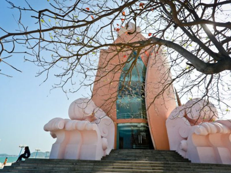 Tháp Trầm Hương - "Biểu Tượng Số 1" Thành Phố Biển!