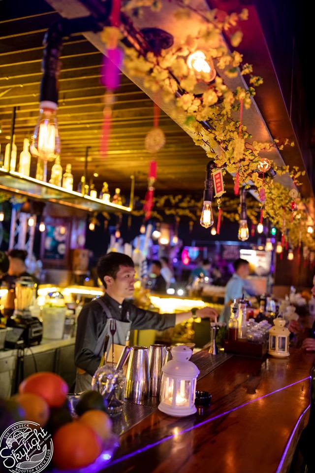 Skylight Bar Nha Trang – Địa điểm ăn chơi “ HOT” nhất Châu Á