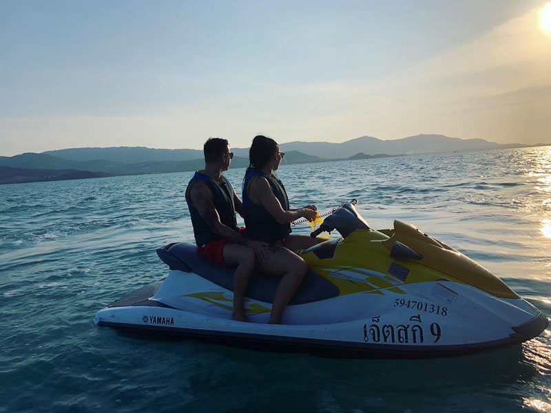 Moto Nước Nha Trang - Trò Chơi Hấp Dẫn Trên Biển!