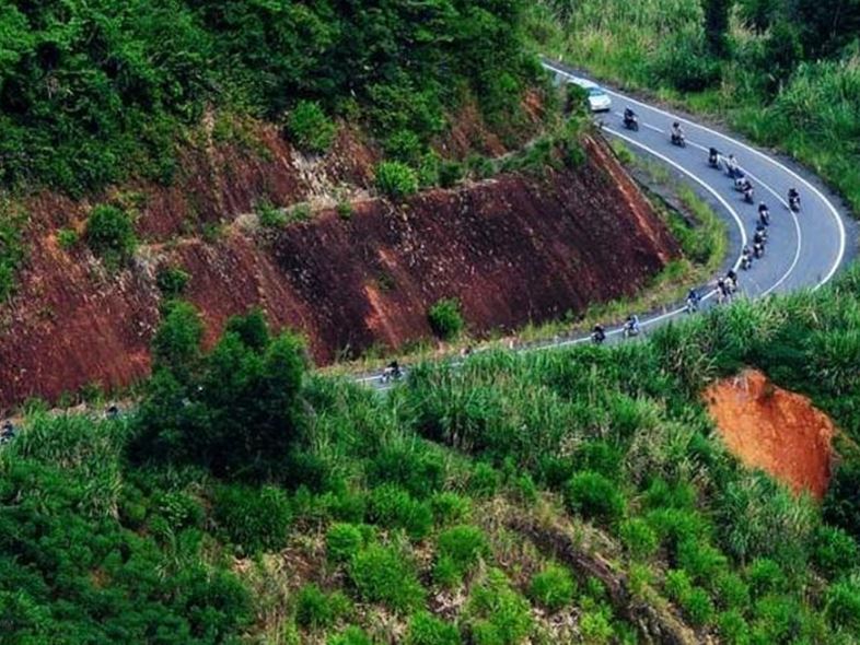 Đèo Khánh Lê - Trải Nghiệm Cung Đèo "Hiểm Trở" Nhất Việt Nam!