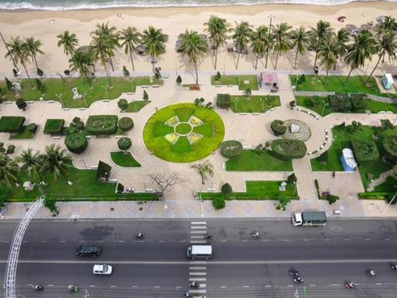 Công Viên Bạch Đằng Nha Trang - Điểm Đến Hấp Dẫn!