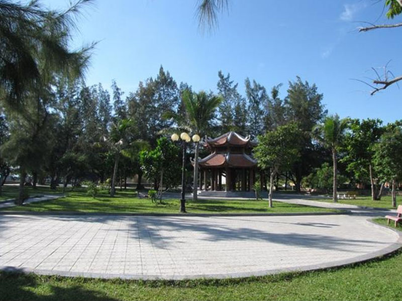 Công Viên Bạch Đằng Nha Trang - Điểm Đến Hấp Dẫn!