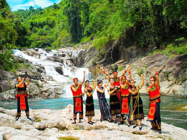 Khu Du Lịch Thác Yang Bay Nha Trang - TOP Điểm Đến Lý Tưởng!