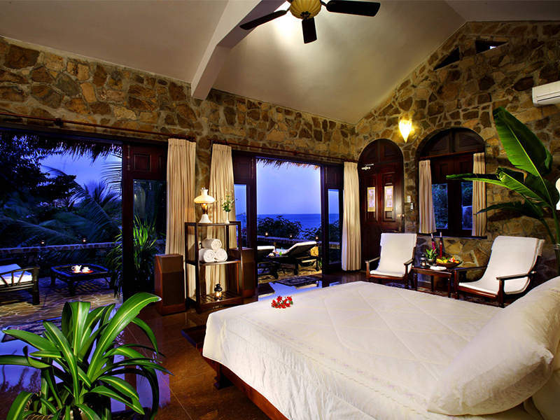 Mini Beach Nha Trang - TOP Điểm Đến Vạn Người Mê!