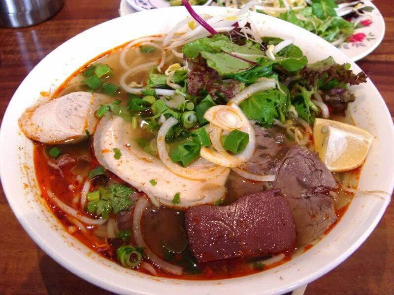 [TOP 10+] Bún Bò Nha Trang Ngon Ngất Ngây!