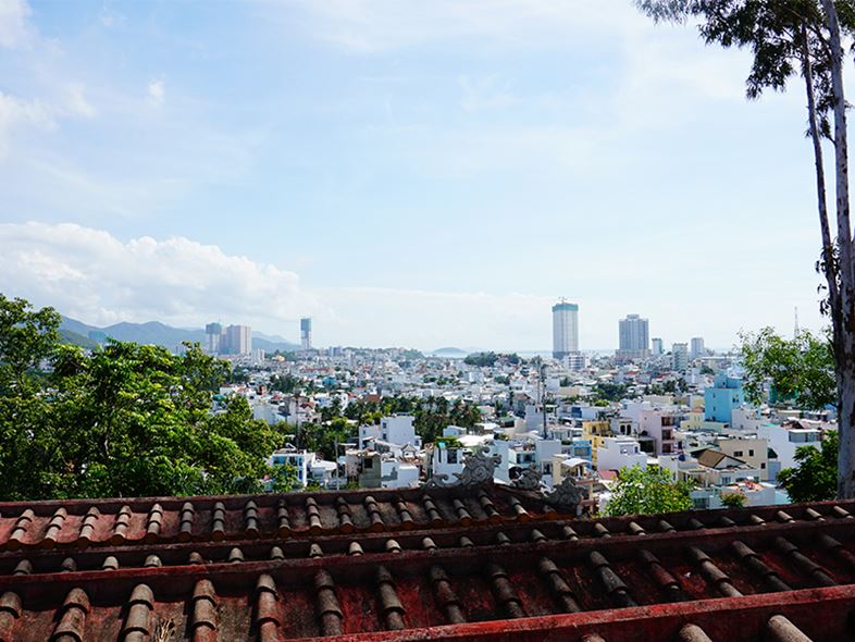 Chùa Long Sơn - "Ngôi Chùa Số 1" Nha Trang Bạn Cần Khám Phá!