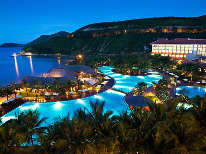 [TOP 10+] Resort 5 Sao Nha Trang - "Sang Chảnh + View Biển!"