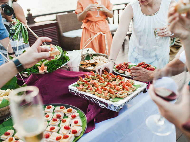 Thuê Du Thuyền Nha Trang - "Dịch Vụ Số 1" Khám Phá Biển Đảo!