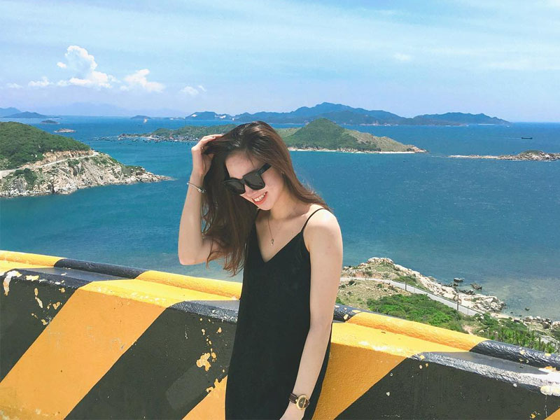 Vịnh Vĩnh Hy - "TOP Vịnh Đẹp Nhất Việt Nam" Chờ Bạn Khám Phá!