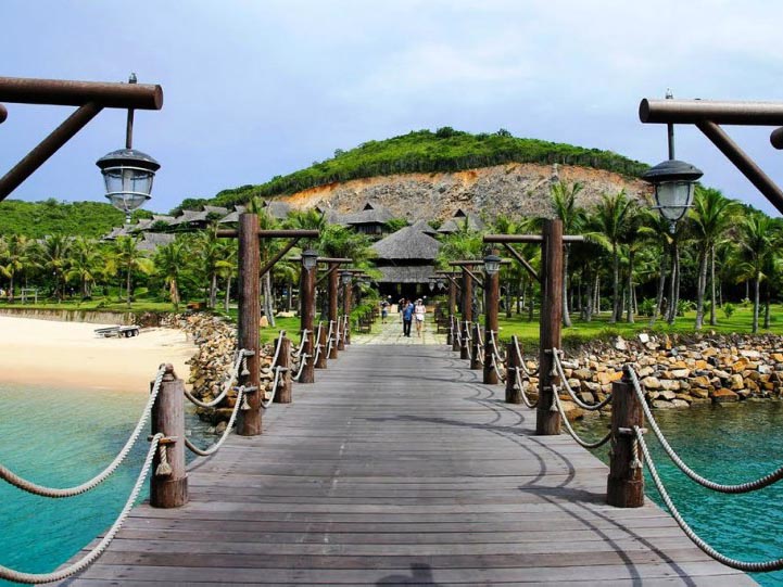 [TOP 10+] Kinh Nghiệm Du Lịch Hòn Tằm Nha Trang 2025 Siêu Chi Tiết!