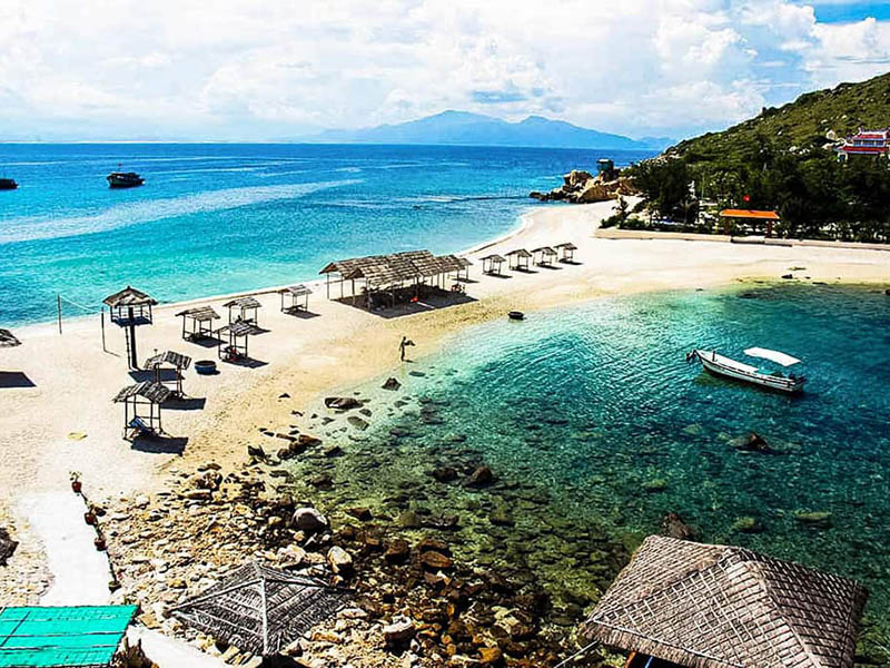 Hành Trình Khám Phá Đảo Yến Hòn Nội - "Hòn Ngọc Nha Trang"!