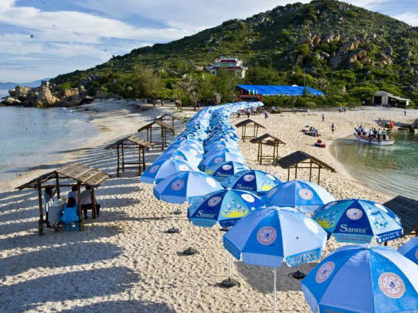 Hành Trình Khám Phá Đảo Yến Hòn Nội - "Hòn Ngọc Nha Trang"!