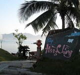 Cafe Sách Hòn Chồng