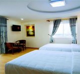 Khách Sạn Dũng Nghi