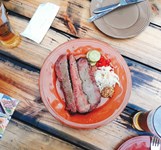 LIVINcollective Nhà Hàng Kiểu Mỹ