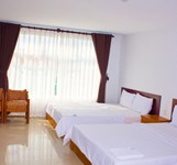 Khách Sạn Thiên Nga Family