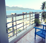 Vivid Seaside Homestay