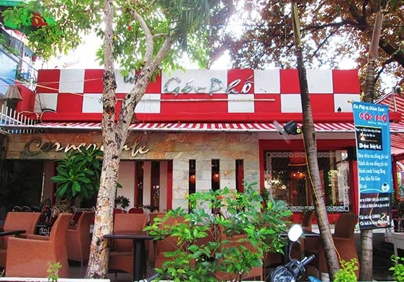 Cafe Góc Phố