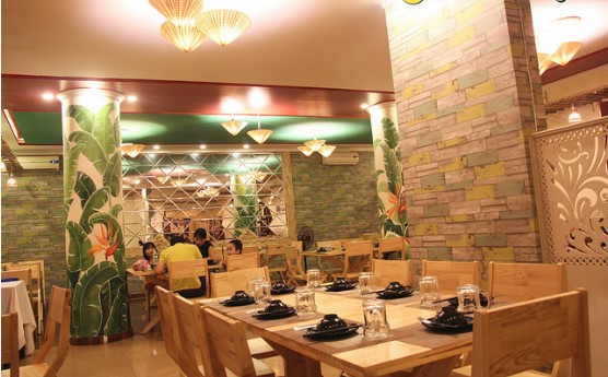 Hương Việt - Cơm Niêu & Cơm Đập - Trần Hưng Đạo