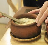 Hương Việt - Cơm Niêu & Cơm Đập - Trần Hưng Đạo