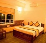 Khách Sạn Quốc Hương