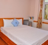 Khách Sạn Văn Nha Trang