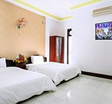 Khách Sạn Golden Tulip