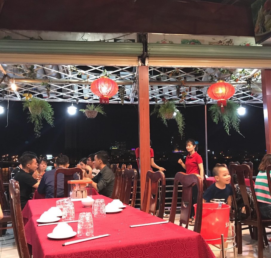 Nhà Hàng Tiệc Cưới Cây Me Nha Trang