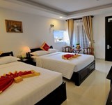 Khách Sạn Full House Nha Trang