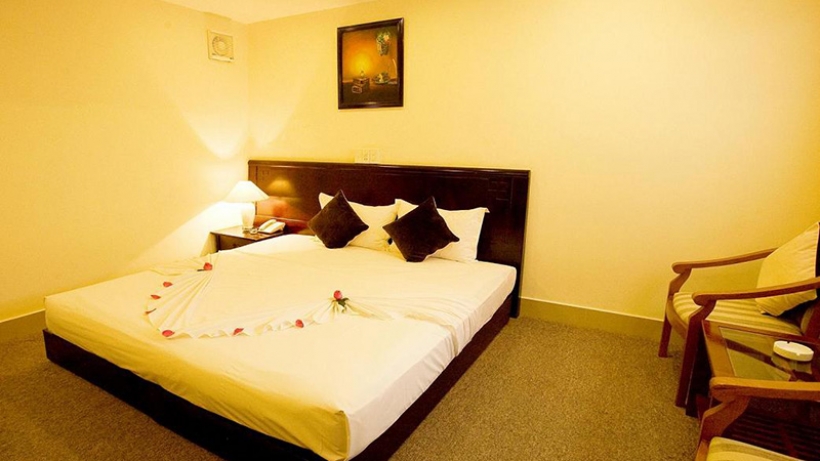 Khách Sạn The Summer 