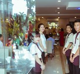 Khách Sạn Oliver (Việt Hà Cũ )