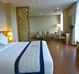 Khách sạn Tri Giao Nha Trang