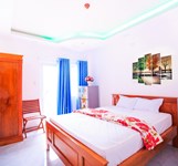 Khách sạn Trí Quân