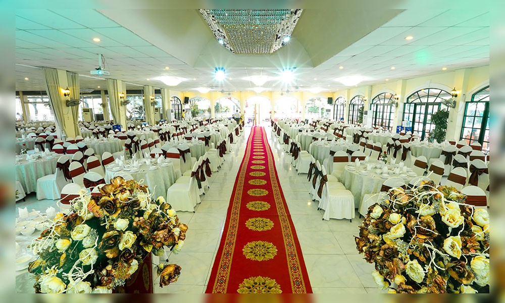 Khách Sạn Trần - Viễn Đông