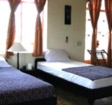 Khách Sạn White Lion 2 ( Khách Sạn Perfume Grass Inn Cũ )