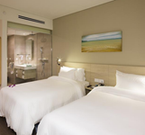 Khách sạn Liberty Central