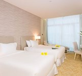 Khách sạn Diamond Bay Nha Trang