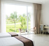 Diamond Bay Golf & Villas