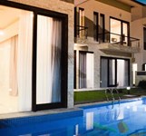 Diamond Bay Golf & Villas