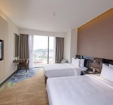 Khách Sạn Queen Ann Nha Trang