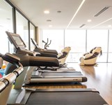 Khách Sạn Queen Ann Nha Trang