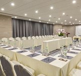 Khách Sạn Queen Ann Nha Trang