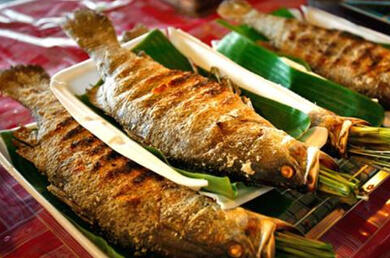 Quán Hải Sản Cá Bắn