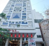 Khách Sạn Đèn Lồng Đỏ