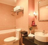 Khách Sạn Đèn Lồng Đỏ